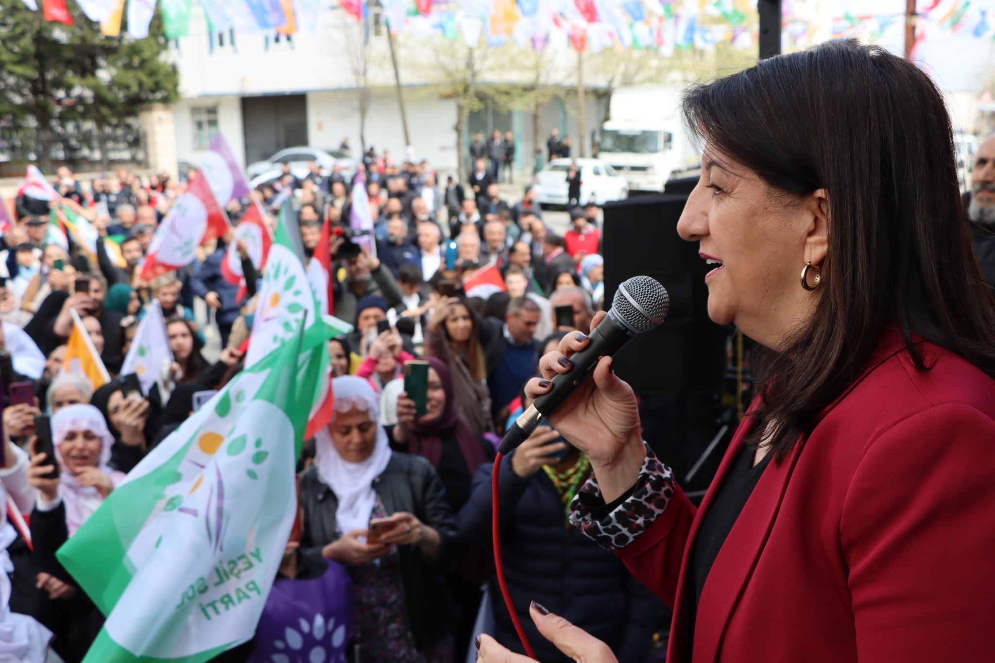Pervin Buldan, hangi Cumhurbaşkanına destek vereceklerini açıkladı!