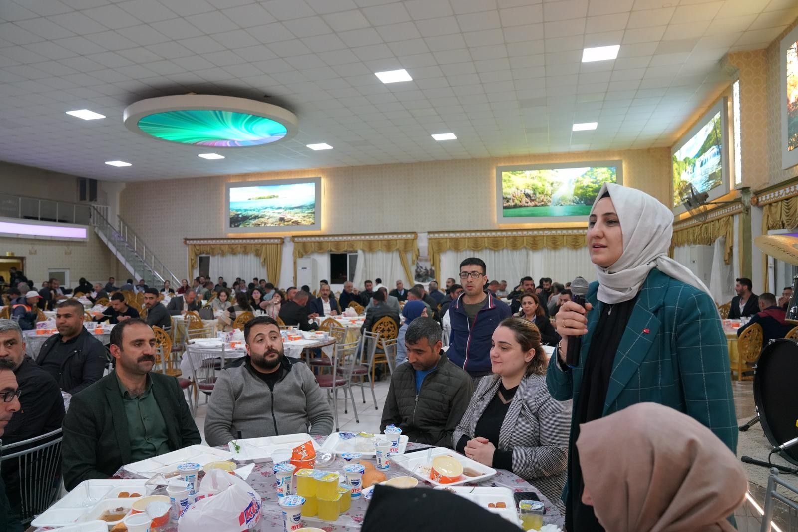 Başkan Çakmak, çalışanlarla iftar yemeğinde bir araya geldi
