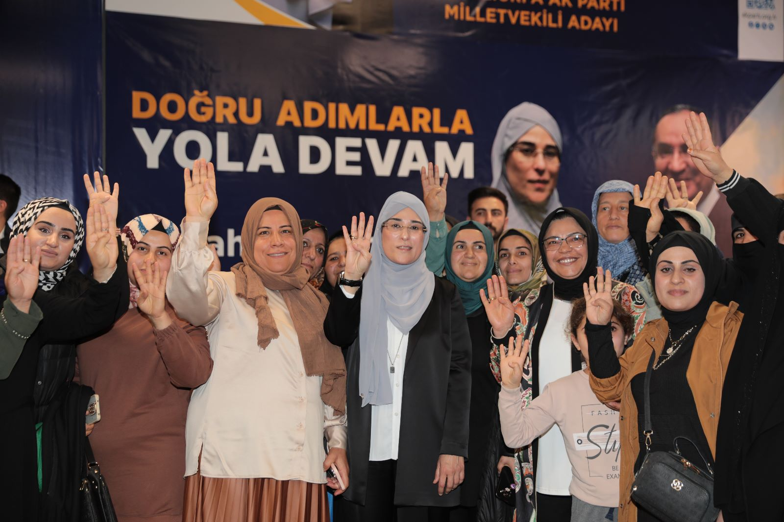 Bayanlardan Vekil Adayı Yazmacı'ya yoğun ilgi