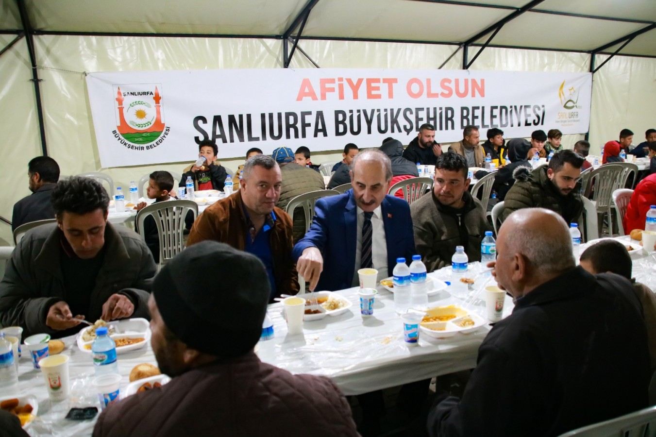 Başkan Yalçınkaya vatandaşlarla iftar açtı