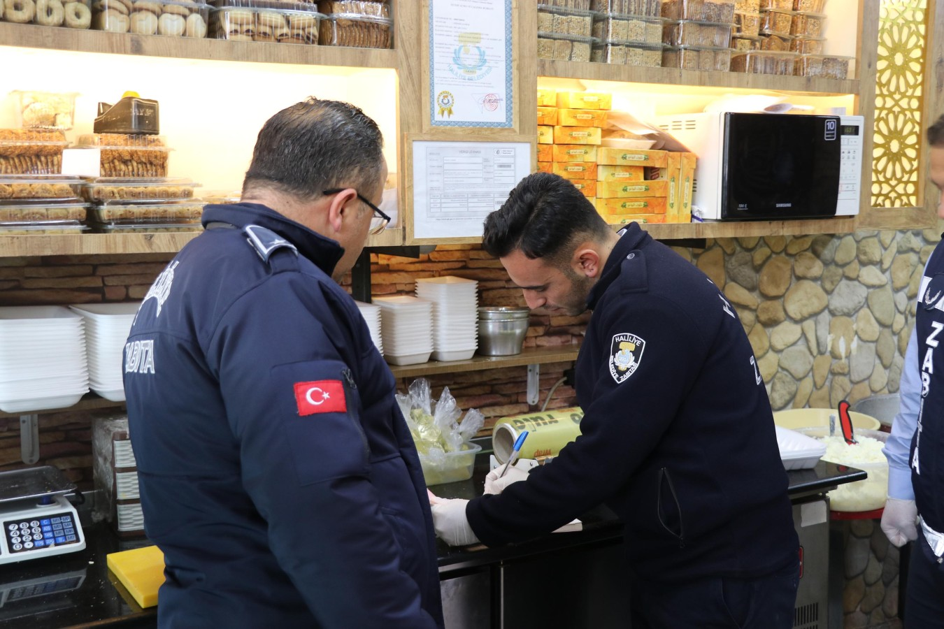 Haliliye ilçesinde akşam denetimi