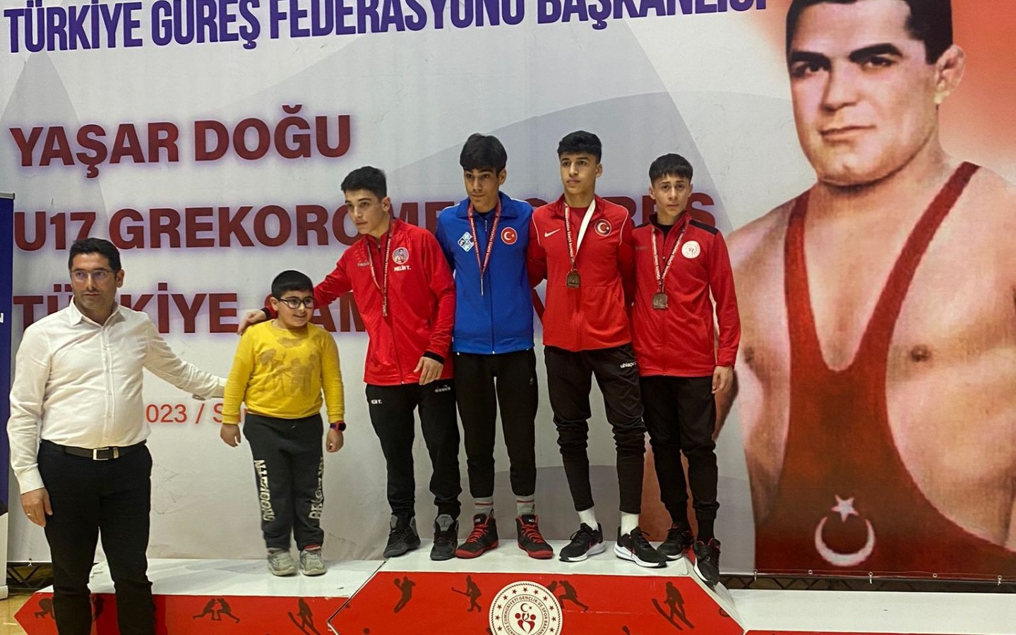 Eyyübiyeli şampiyonlar ülkemizi temsil edecek