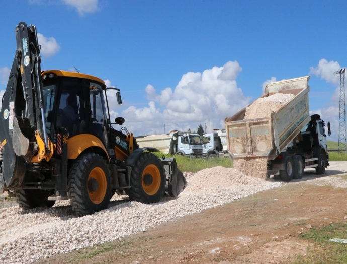 Haliliye Belediyesinden kırsalda yol çalışması