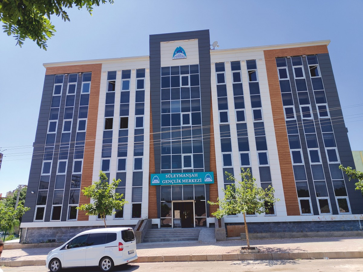 Süleymanşah gençlik merkezi açılışa hazır