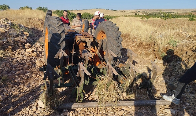 Şanlıurfa’da traktör devrildi! 1 kişi yaralandı