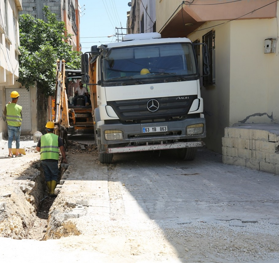 Eyyübiye'de doğalgaz çalışmaları devam ediyor