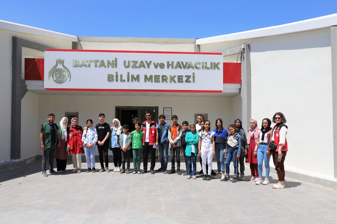 Karaköprülü öğrenciler bilimi merkezinde öğreniyor