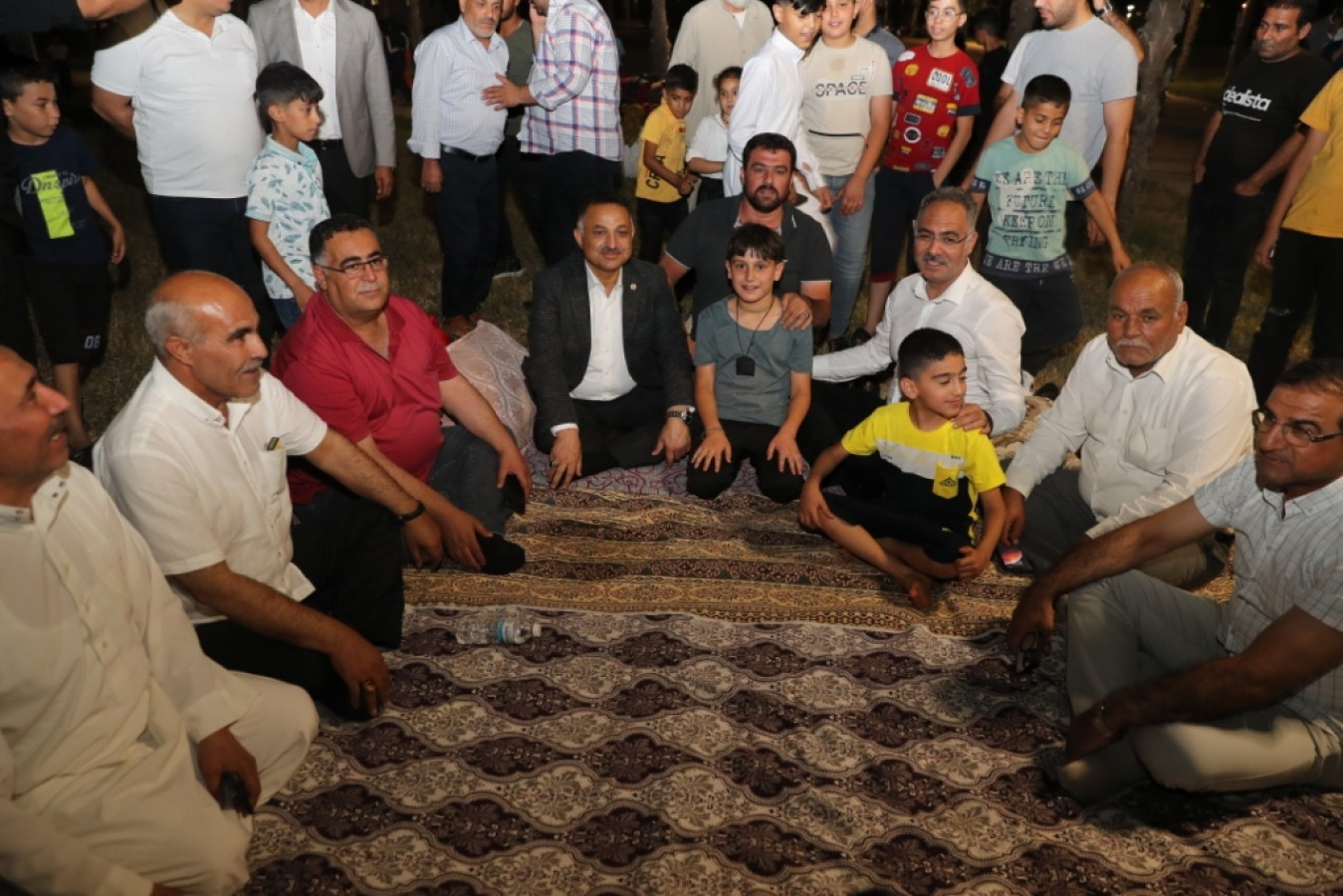 Eyyübiyeli vatandaşlardan millet bahçesine yoğun ilgi