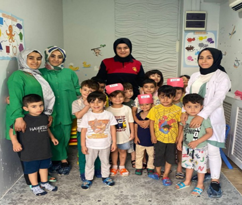 Şanlıurfa İtfaiyesi'nden minik öğrencilere eğitim