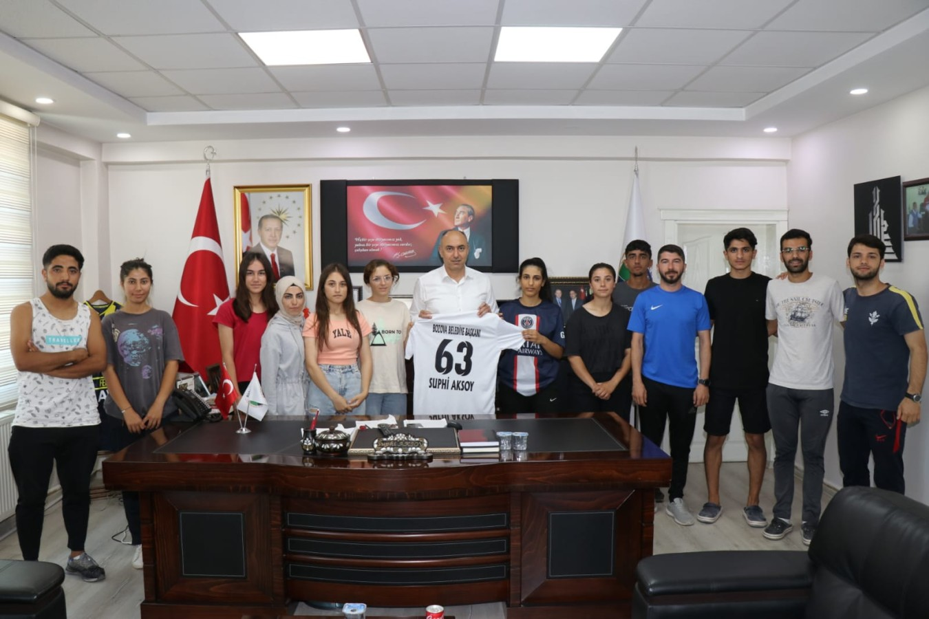 Öğrencilerden Başkan Aksoy'a ziyaret