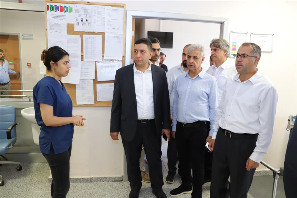 Müdür Solmaz'dan Hilvan Devlet Hastanesi ziyaret
