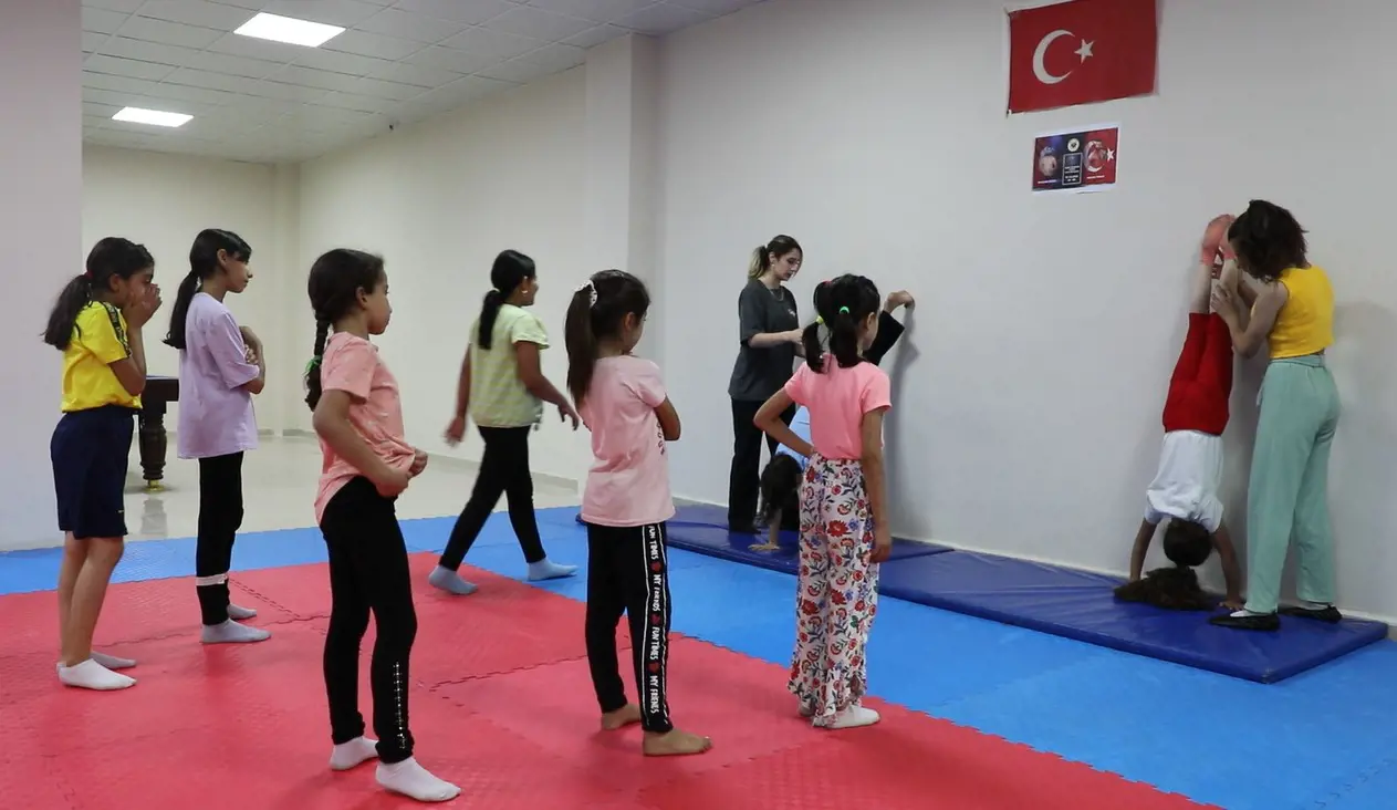 Viranşehir Belediyesi'nin açmış olduğu kurslarda sağlık bireyler yetişiyor