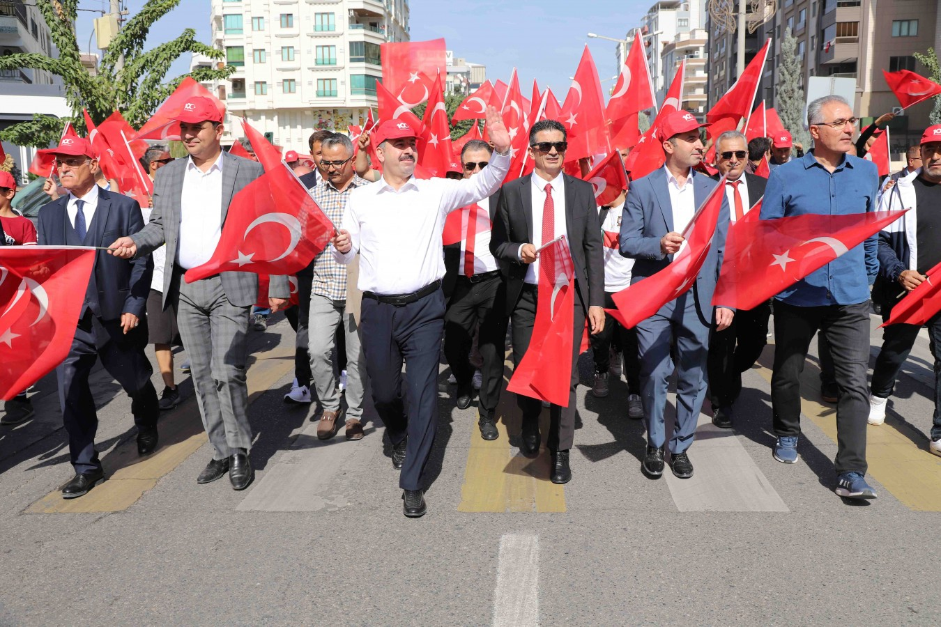 Karaköprü'de Cumhuriyet Bayramı coşkuyla kutlandı