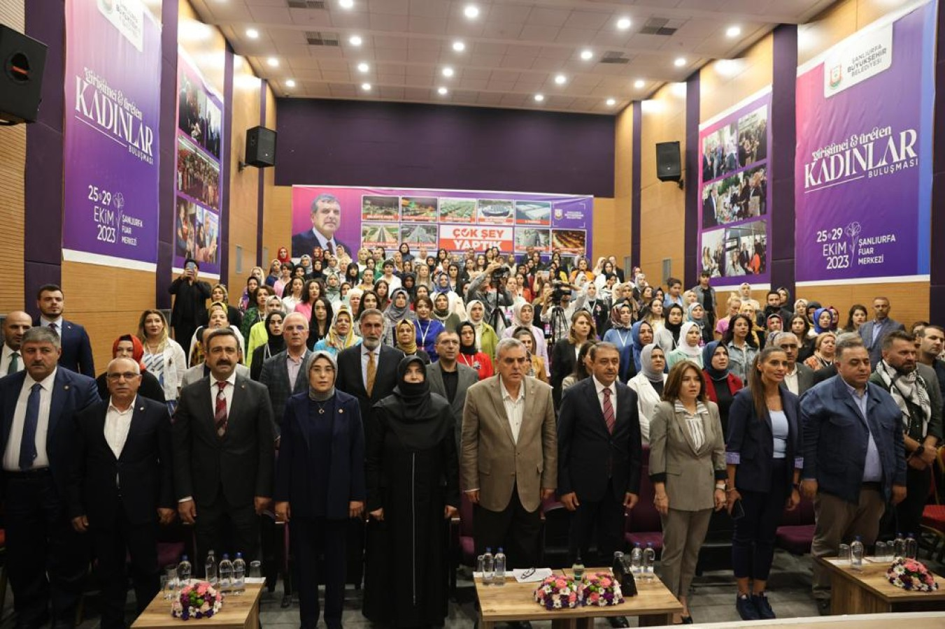 Usta Gazeteciler, Ahmet Hakan ve Hande Fırat'tan girişimci kadınlar buluşmasına övgü
