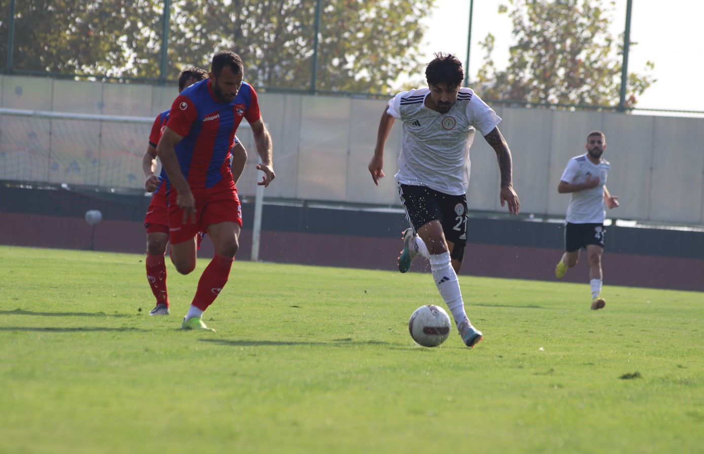 Karaköprü belediyespor kendi sahasında 1 puana razı oldu