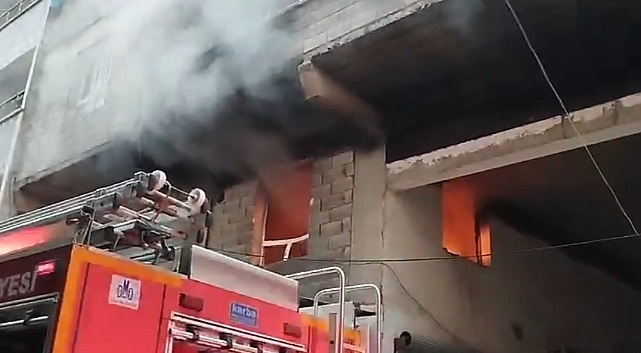Eyyübiye ilçesinde korkutan yangın! Maddi hasar meydana geldi