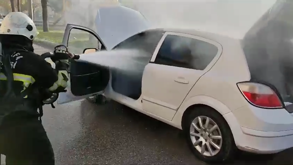 Şanlıurfa’da otomobil yandı! Maddi hasar oluştu