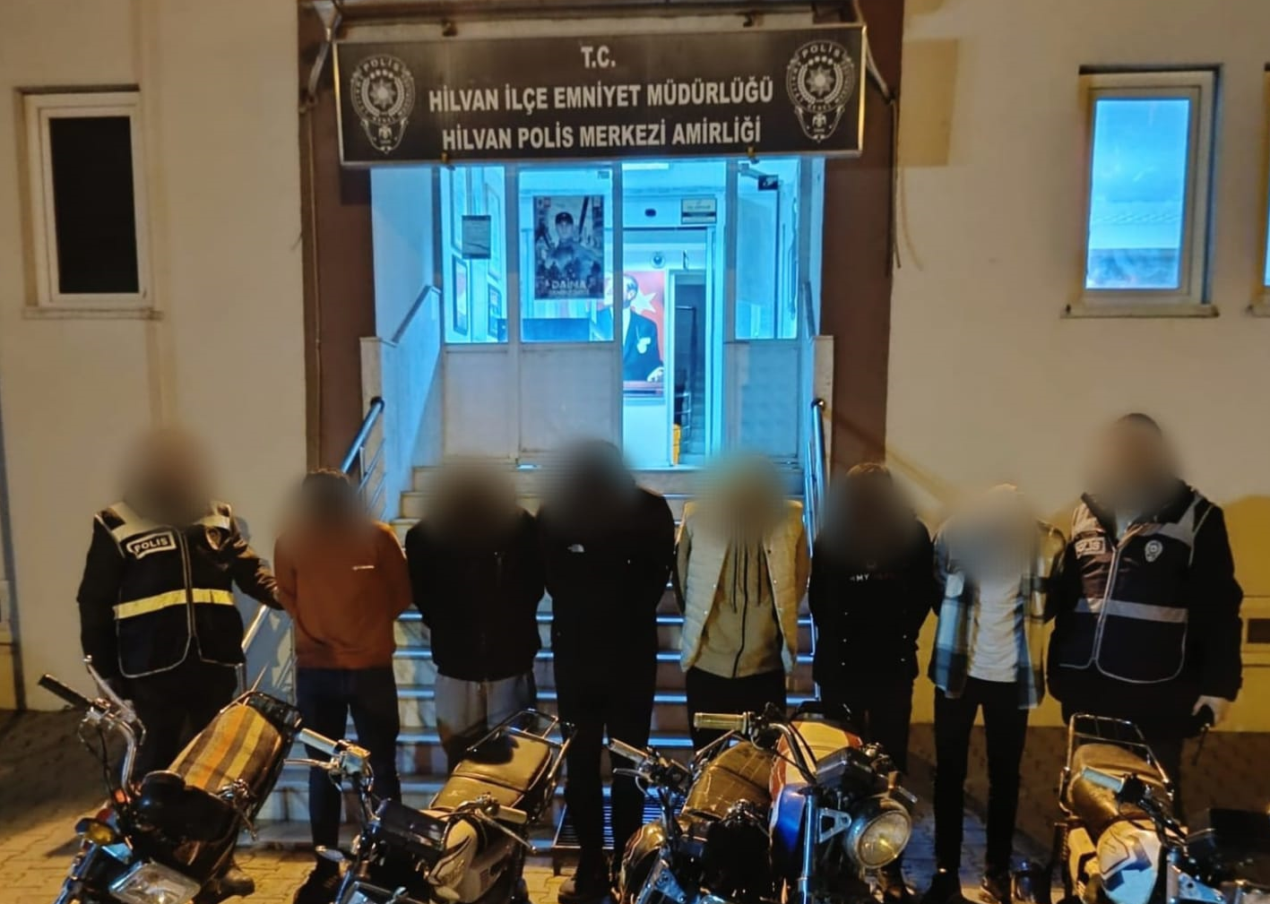 Urfa'da motosiklet hırsızlarına operasyon! 5 gözaltı