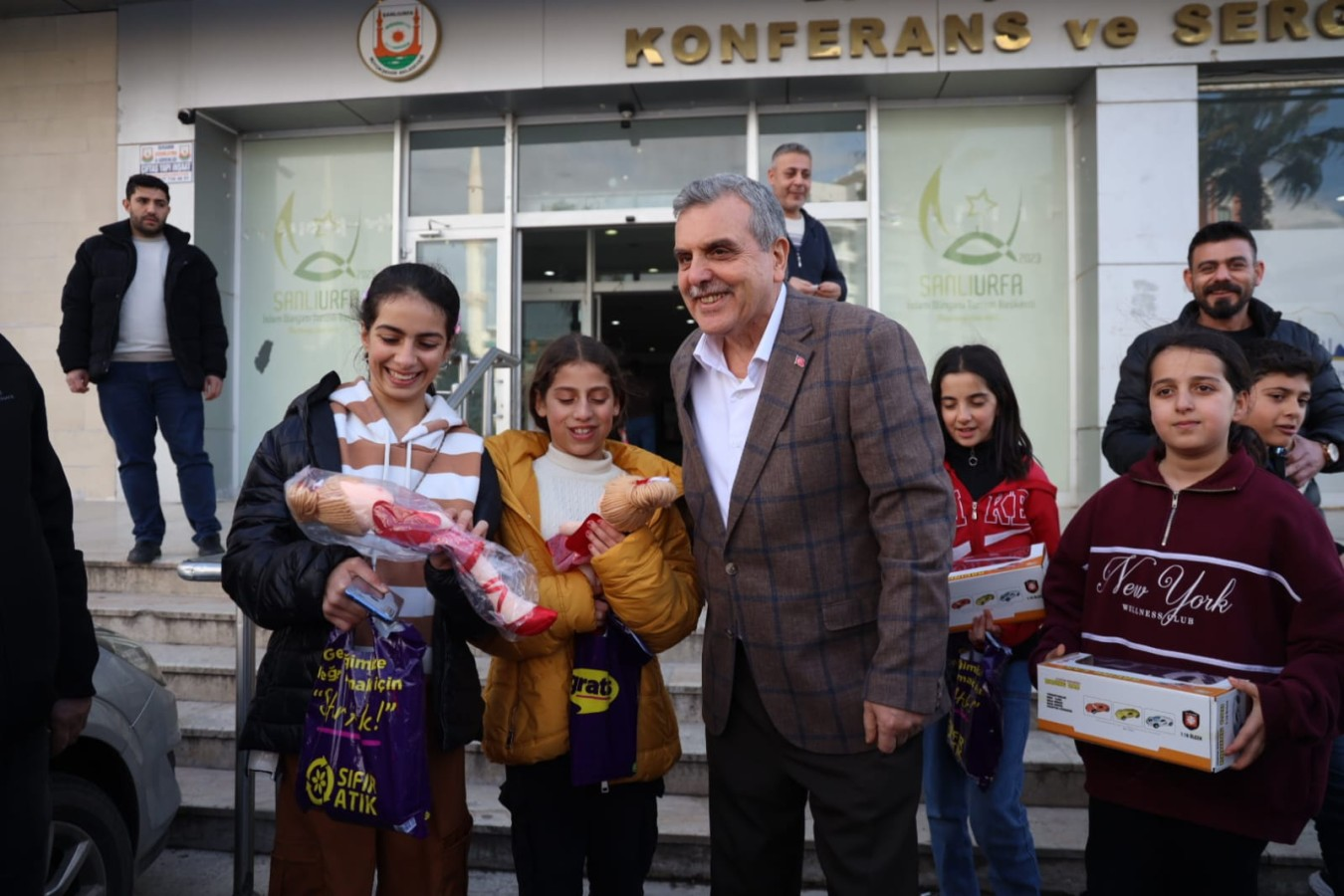 Başkan Beyazgül: "Öğrencilerin Başarısı İçin Var Gücümüzle Çalışıyoruz"