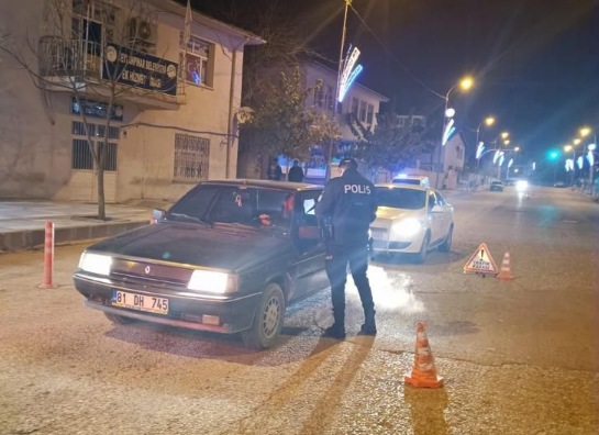 Ceylanpınar'da denetim! 5 şahıs tutuklandı