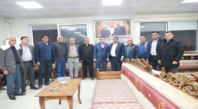 Başkan Özyavuz'a destekler çığ gibi büyüyor