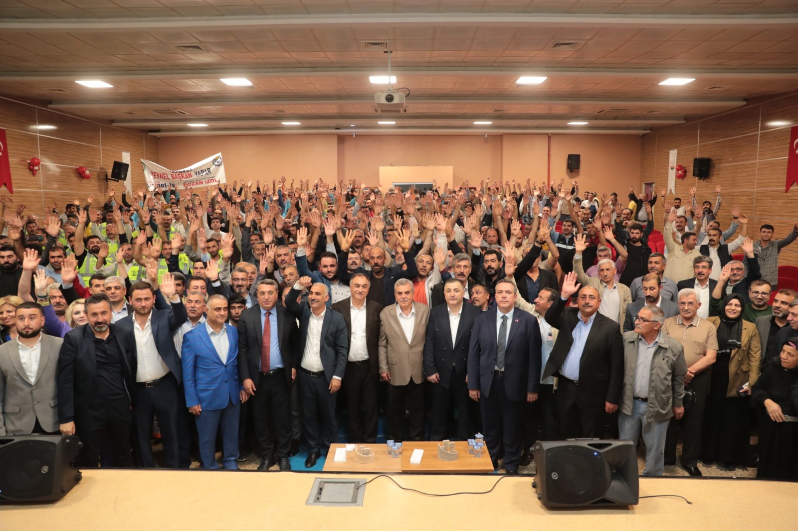 Başkan Beyazgül'den Yüzde 107 zam!