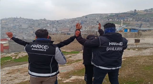 Urfa ve merkez ilçelerde uyuşturucu denetimi! 2 kişi yakalandı