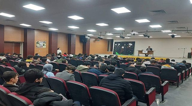 Siverek ilçesinde önemli seminer, ''Ailenin Önemi'' anlatıldı