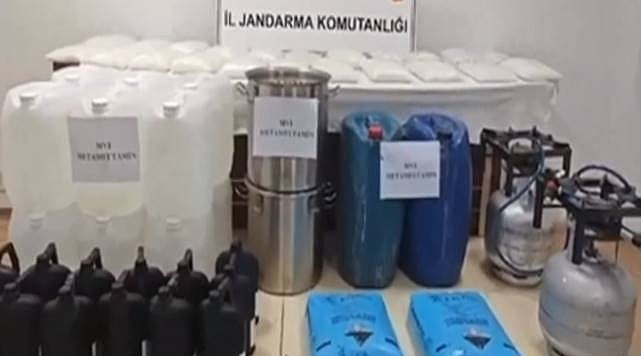 Bakan Yerlikaya açıkladı! 1 ton uyuşturucu ele geçirildi