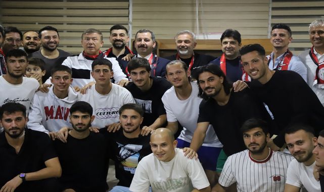 Başkan Baydilli'nin desteğiyle Karaköprü Belediyespor şampiyonluğa koşuyor