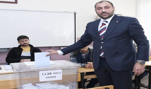 Genç Başkan Adayı Seyyithan Atilla oyunu kullandı!