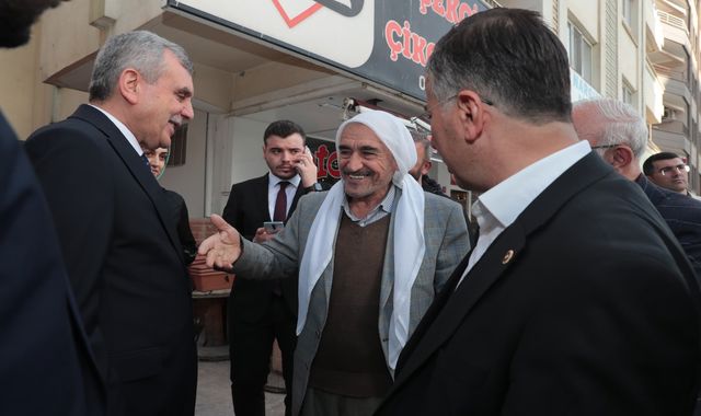 Karaköprülü vatandaş ve esnaflardan Başkan Beyazgül'e tam destek