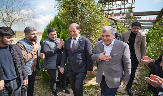 Hasan Çay, Başkan Beyazgül için adaylıktan çekildi