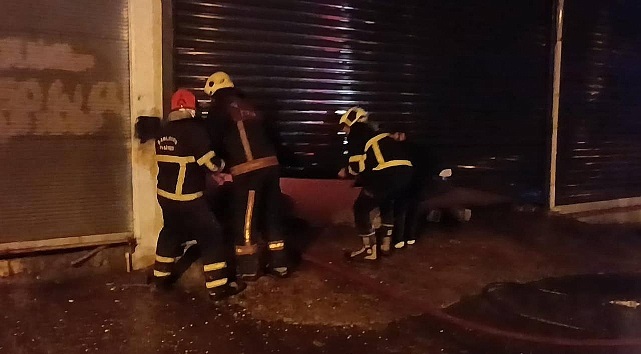 Urfa'da bir iş yerinde yangın çıktı! Maddi hasar oluştu