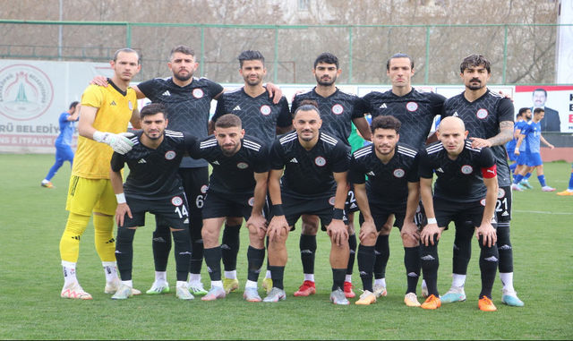 Karaköprü Belediyespor, şampiyonluk için son engeli aşmak üzere