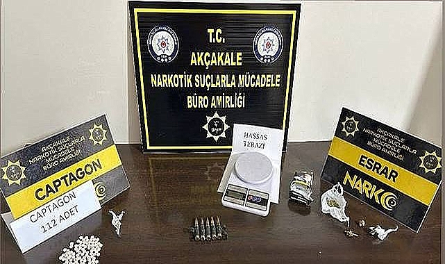 Akçakale'de polis baskını! 3 zehir taciri tutuklandı