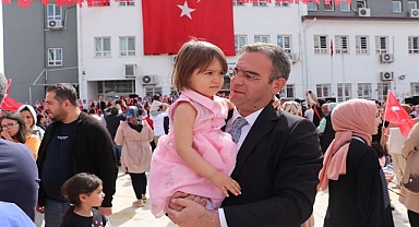 Başkan Yardımcısı Fırat Sultan 23 Nisan etkinliklerine katıldı