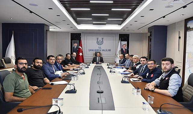 Deprem sonrası Urfa'da yapılan çalışmalar değerlendirildi