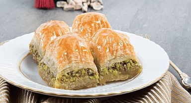 Baklava Krizinde Ev Yapımı Çözüm: Bayram İçin Pratik Tarif!