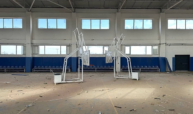 Akçakale’nin Yeni Spor Tesisi, Kısa Sürede Çöplüğe Dönüştü!