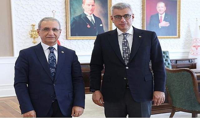 Milletvekili Dusak, Şanlıurfa’nın Sağlık İhtiyaçlarını Bakan'a İletti