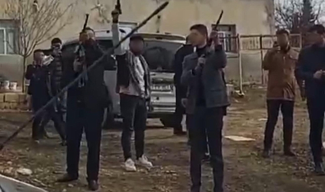 Şanlıurfa'da Düğünde Havaya Ateş Eden Şahıslar Yakalandı! Silahlarına El Konuldu