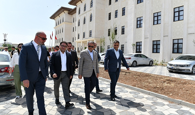 Şanlıurfa’da Yeni Hükümet Konakları Yükseliyor