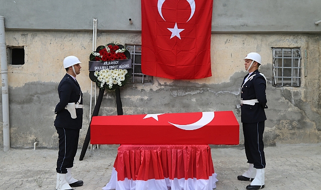 Şanlıurfa Emniyeti Emekli Meslektaşını Son Yolculuğuna Uğurladı