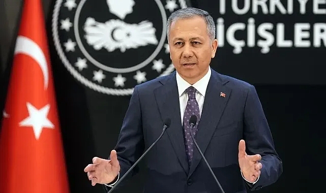 Kırmızı Bültenle Aranan 15 Suçlu Türkiye’ye Getirildi! Bakan Yerlikaya’dan Sert Mesaj