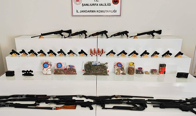Şanlıurfa'da Çapraz Operasyon Çok Sayıda Silah, Patlayıcı ve Uyuşturucu Ele Geçirildi!
