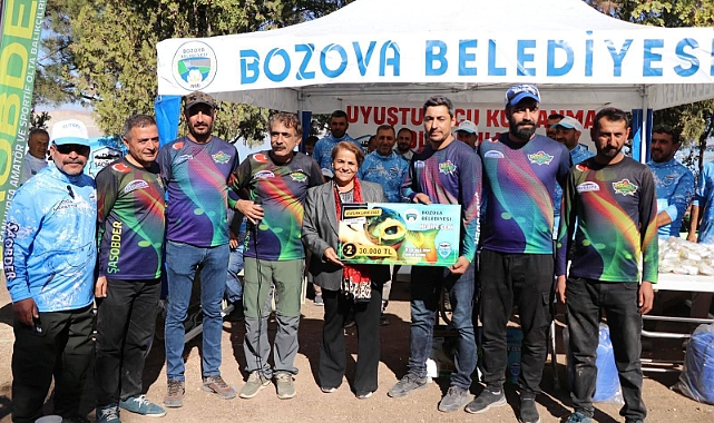 Şanlıurfalı Gençler Bozova’da Balık Tutma Yarışmasında Yarıştı