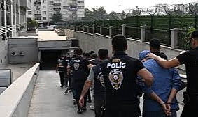 Bahis Çetesine Şok Baskın! Çok Sayıda Gözaltı Var