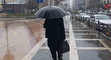 Şanlıurfa'da Hafta Sonu Yağış Uyarısı! Şemsiyeniz Yanında Olsun