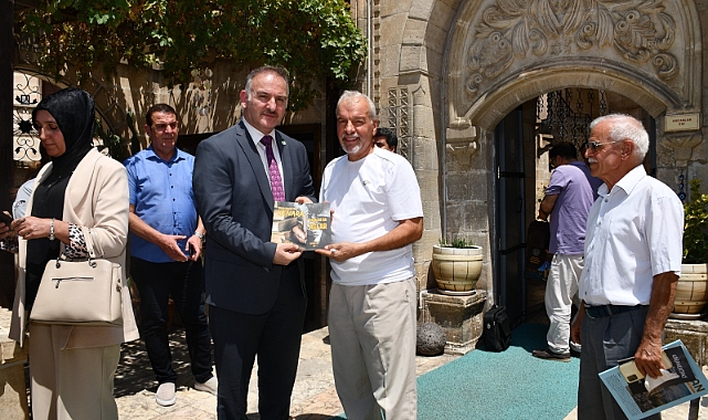 Şanlıurfa'da Eğitim ve Kültür El Ele: Yazarlar ve Rektör Geleceği Konuşturdu!